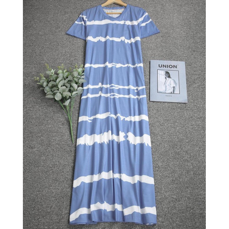 Modest Blue V-Neck Short Sleeve Printed Maxi Dress