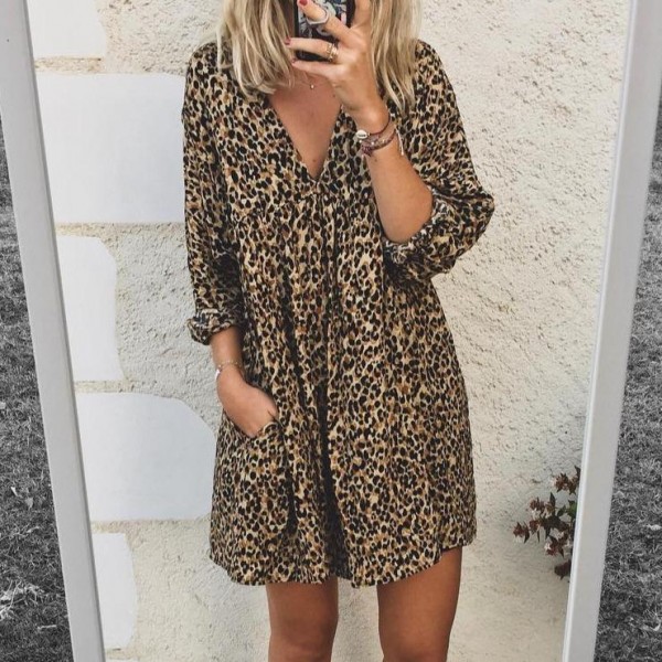 Stylish Leopard Print V-Neck Side Pocket Mini Dress