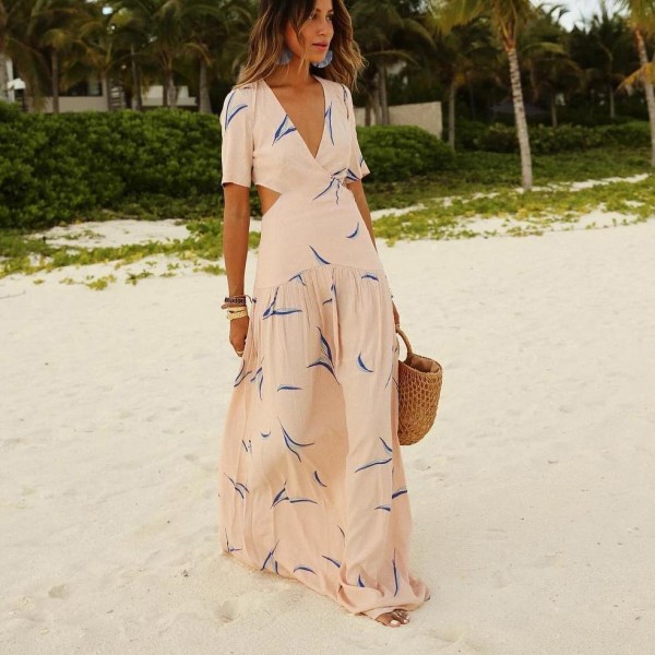 Make it Fashion Cutout Maxi Dress