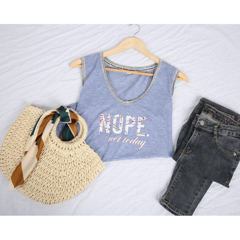 Comfy V-Neck Print Sleeveless Top