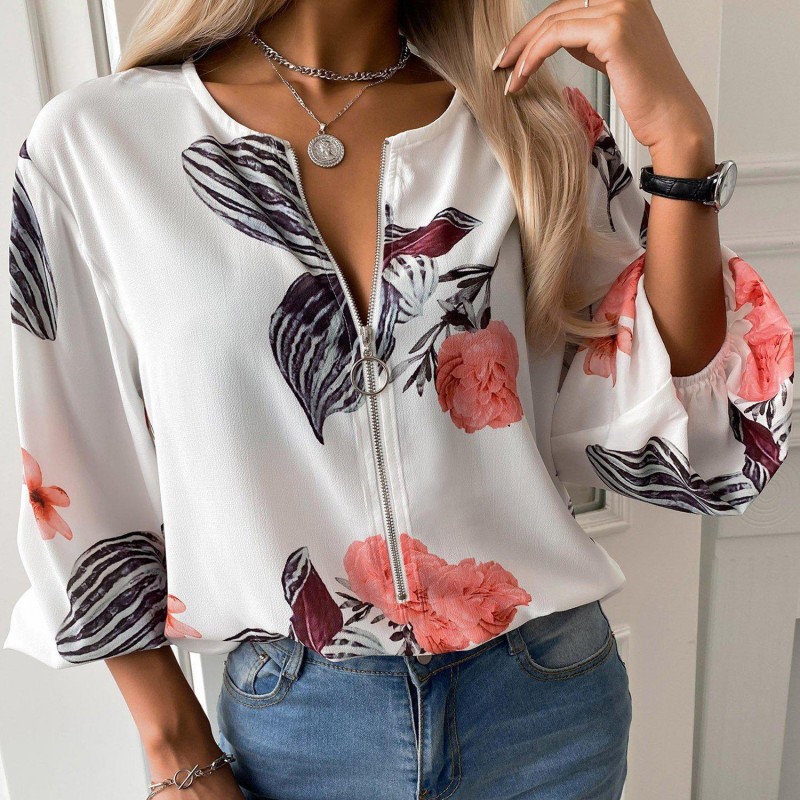 Glamorous Print V-Neck 3/4 Sleeve Top