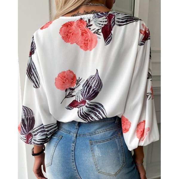 Glamorous Print V-Neck 3/4 Sleeve Top